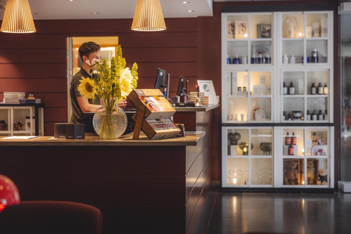 Marholmen Hotel Norrtälje Buitenkant foto